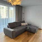 Alpinor Urban Plaza Apartment *