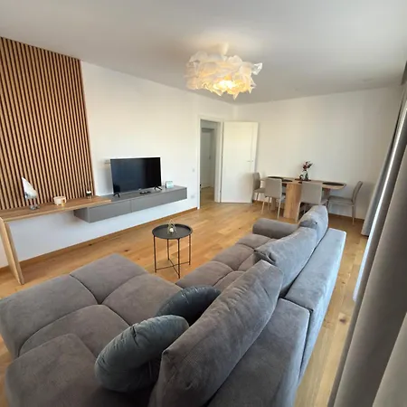 Alpinor Urban Plaza *