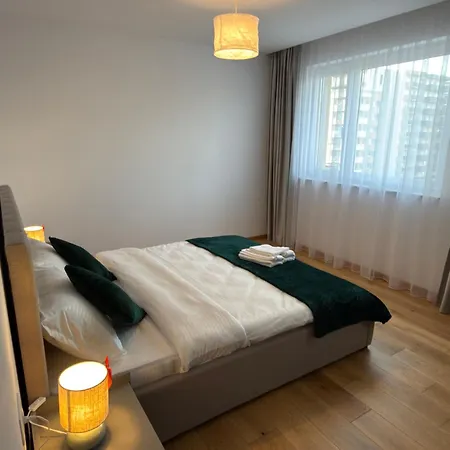 Alpinor Urban Plaza Apartment