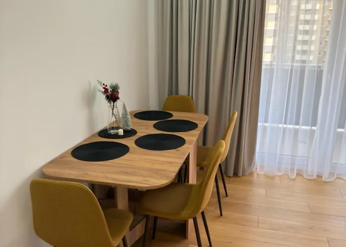 Alpinor Urban Plaza Apartment