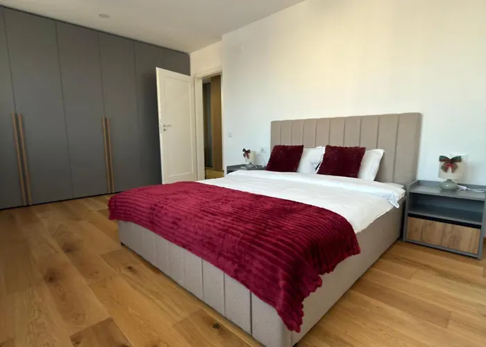 Alpinor Urban Plaza Apartment *